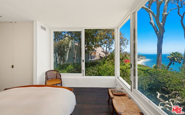 $15,000,000 | 29122 Cliffside Drive, Malibu, CA 90265