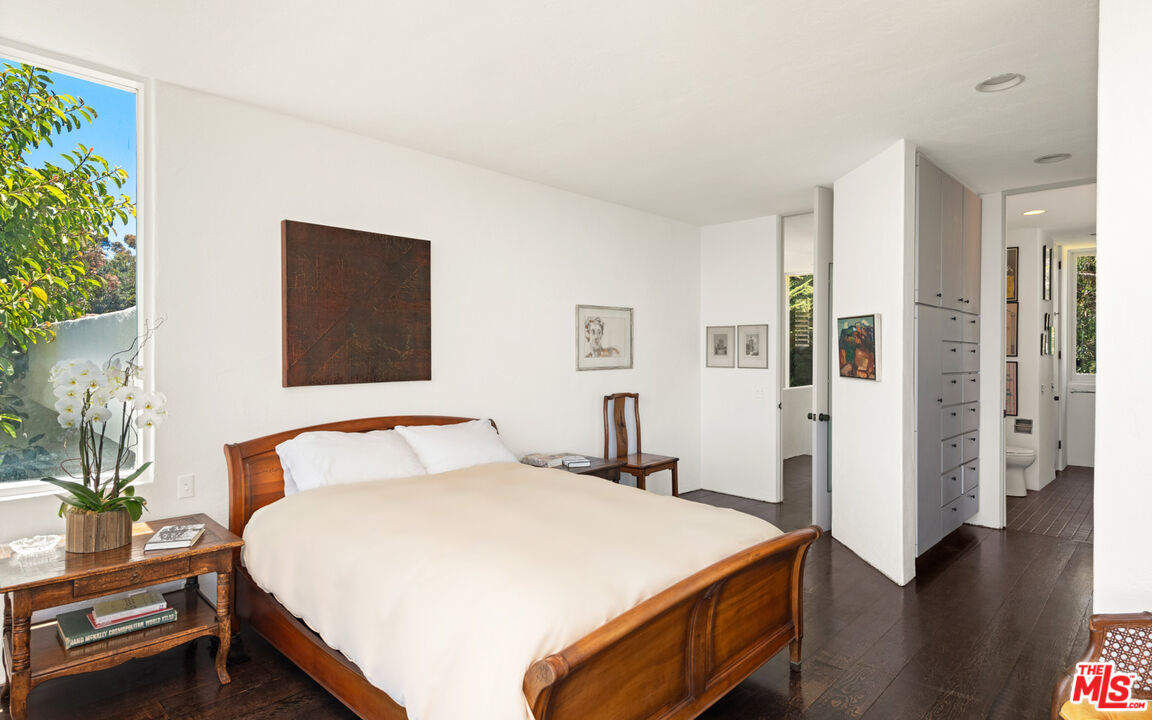 29122 Cliffside Drive Malibu, CA 90265 - Photo 31 of 48