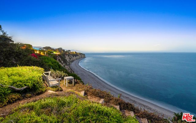 $15,000,000 | 29122 Cliffside Drive, Malibu, CA 90265