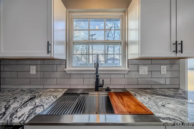 $209,900 | 2239 Timberwood Lane, Lebanon, MO 65536