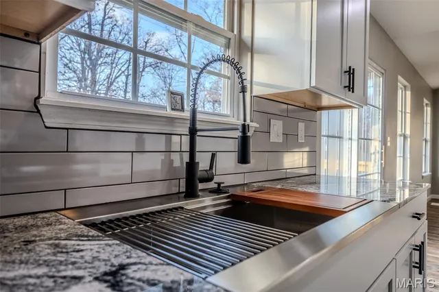 $209,900 | 2239 Timberwood Lane, Lebanon, MO 65536