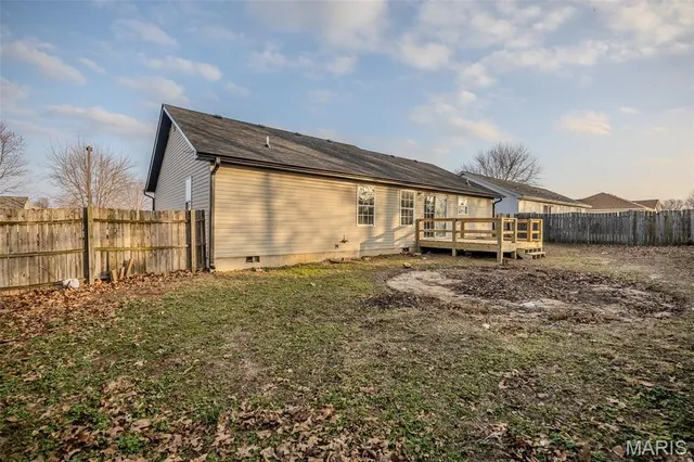 $209,900 | 2239 Timberwood Lane, Lebanon, MO 65536