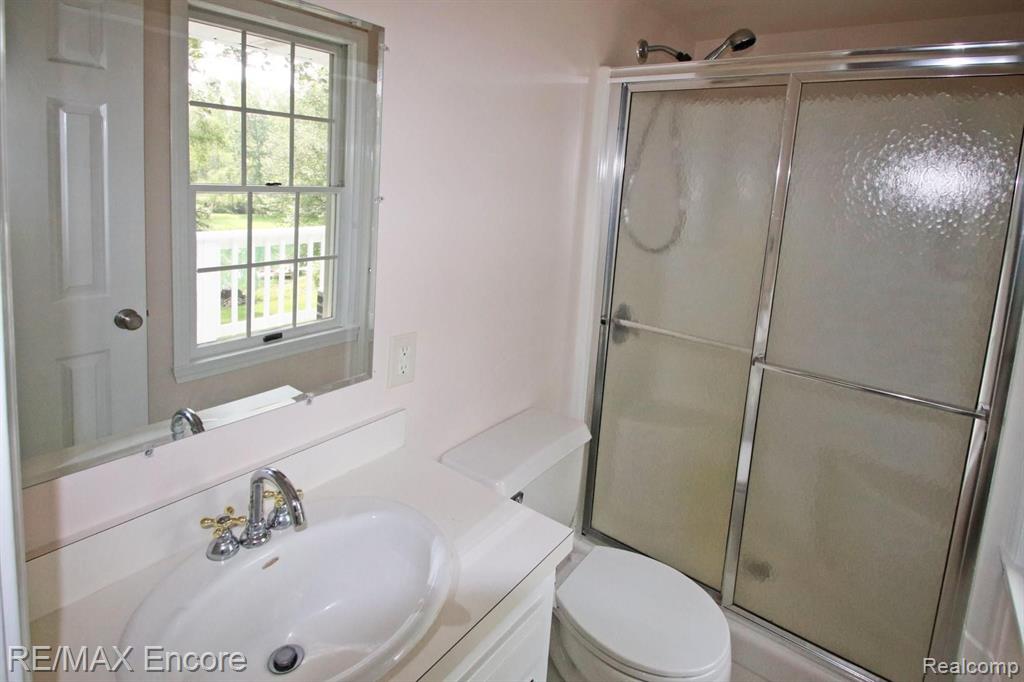 4210 Orion Road Rochester, MI 48306 - Photo 22 of 27