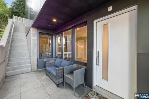 $1,888,888 | 1076 River Road, Edgewater, NJ 07020