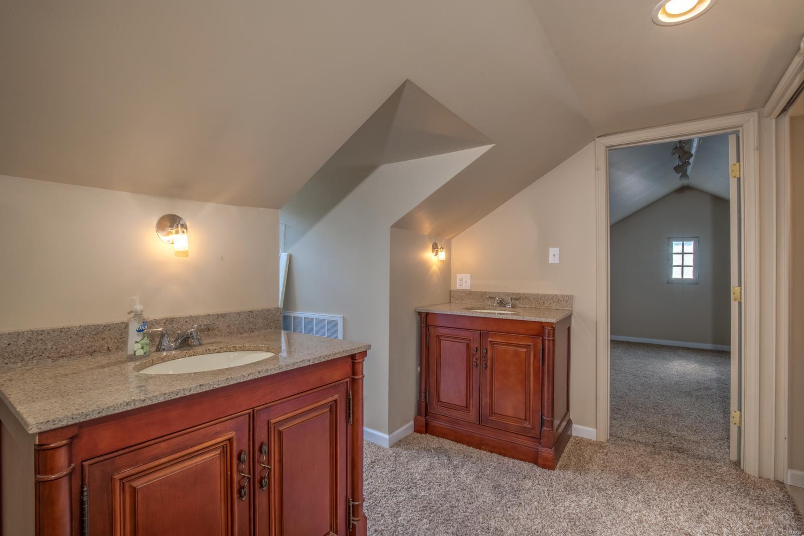 9212 Litzsinger Road St. Louis, MO 63144 - Photo 22 of 36 Gallery Image 22