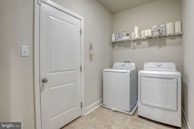 a view of a hallway with elevator
