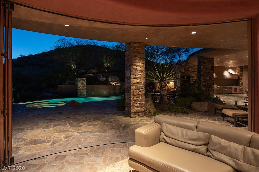 55 Promontory Ridge Drive Las Vegas, NV 89135 - Photo 10 of 50