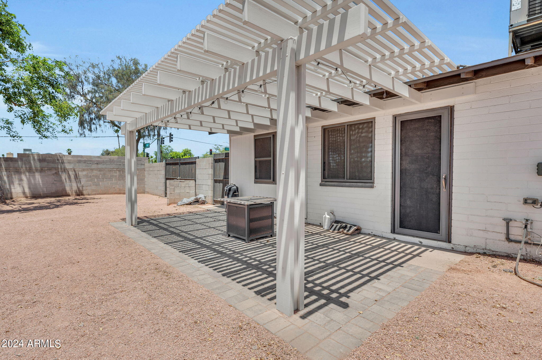 3201 East Nisbet Road Phoenix, AZ 85032 - Photo 17 of 21 17-web-or-mls-3201 E Nisbet Rd-17