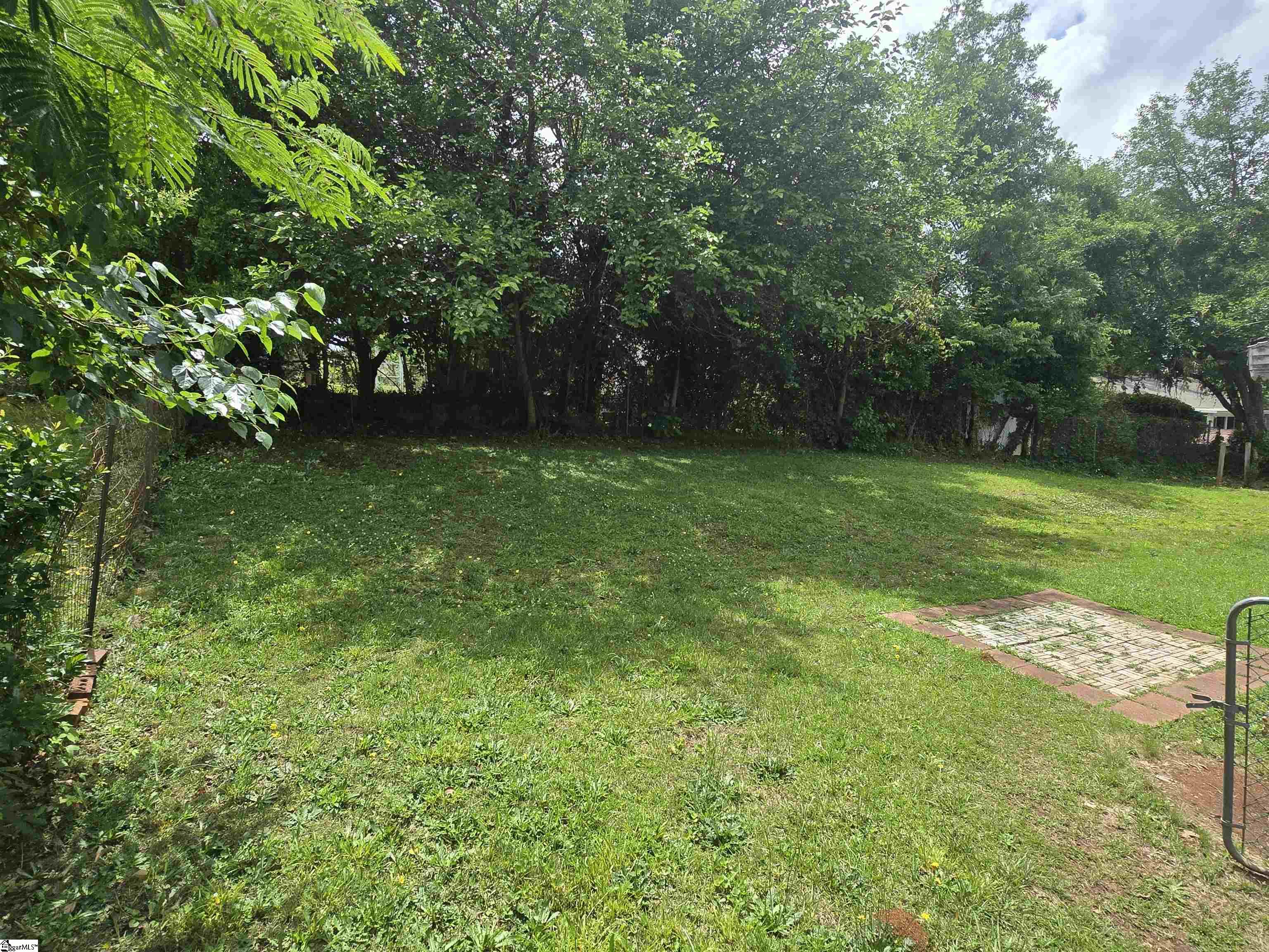216 Keith Drive Greenville, SC 29607 - Photo 14 of 16