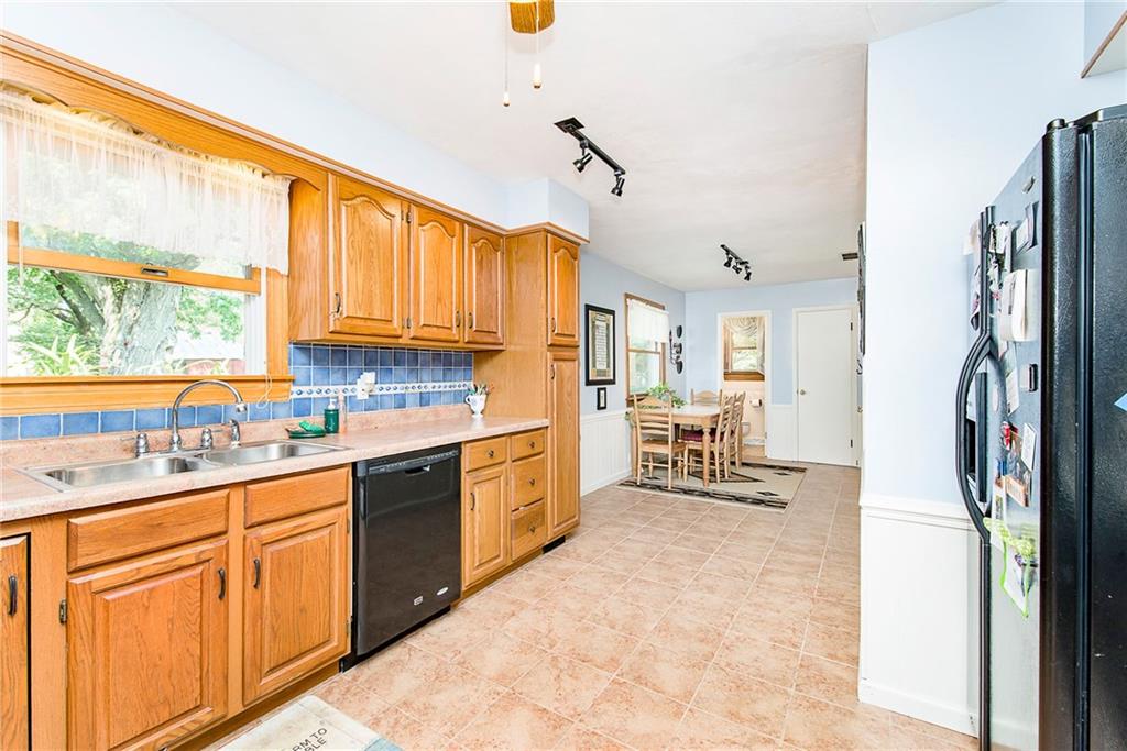 5746 Boy Scout Road Indianapolis, IN 46226 - Photo 11 of 29 Gallery Image 11