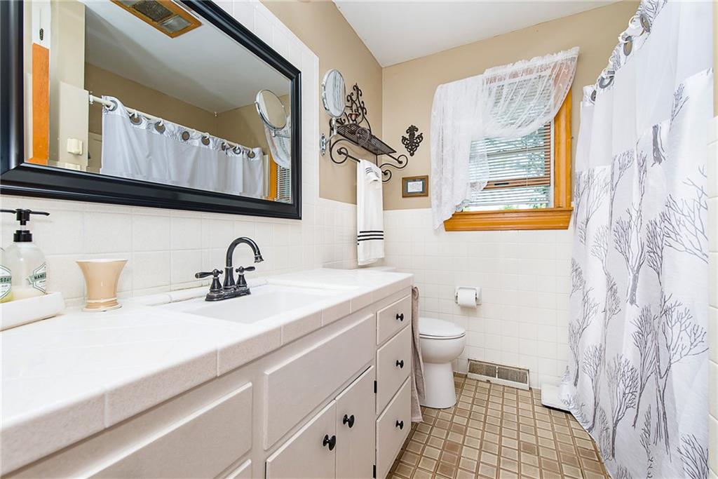 5746 Boy Scout Road Indianapolis, IN 46226 - Photo 23 of 29 Gallery Image 23