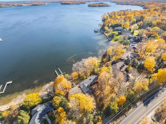 $2,700,000 | 3900 County Road 44, Minnetrista, MN 55364