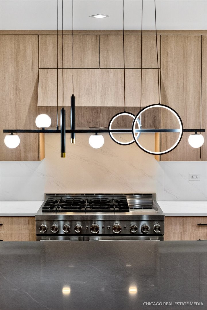 6090 Belmont Road Downers Grove, IL 60516 - Photo 20 of 75