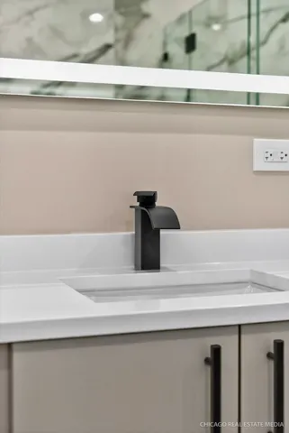 $1,485,000 | 6090 Belmont Road, Downers Grove, IL 60516