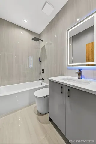 $1,485,000 | 6090 Belmont Road, Downers Grove, IL 60516