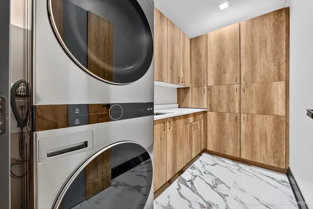 $1,485,000 | 6090 Belmont Road, Downers Grove, IL 60516