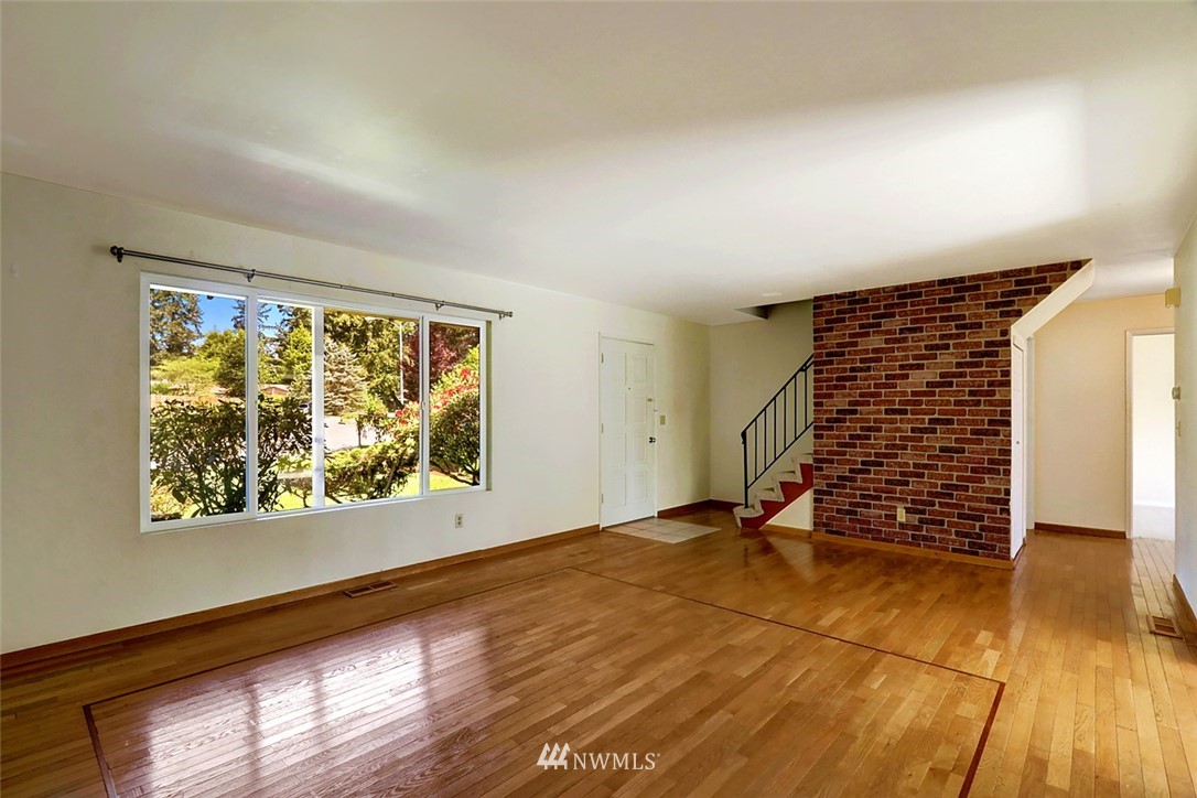 220 219th Place Southeast Bothell, WA 98021 - Photo 2 of 17