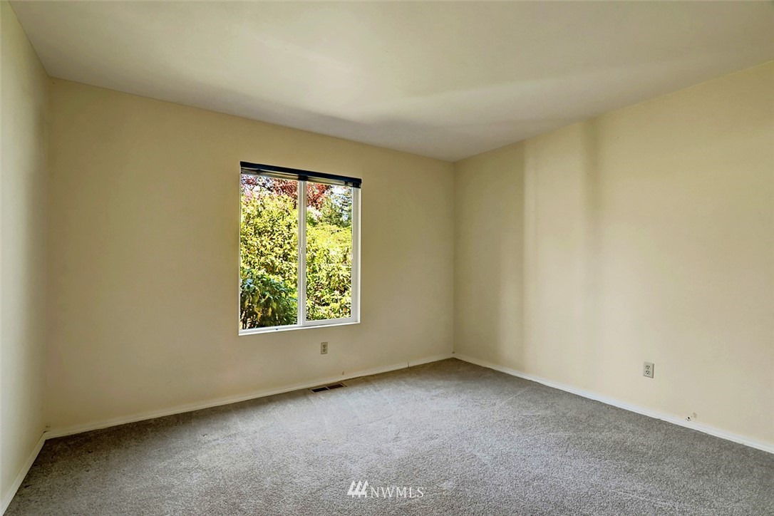 220 219th Place Southeast Bothell, WA 98021 - Photo 14 of 17