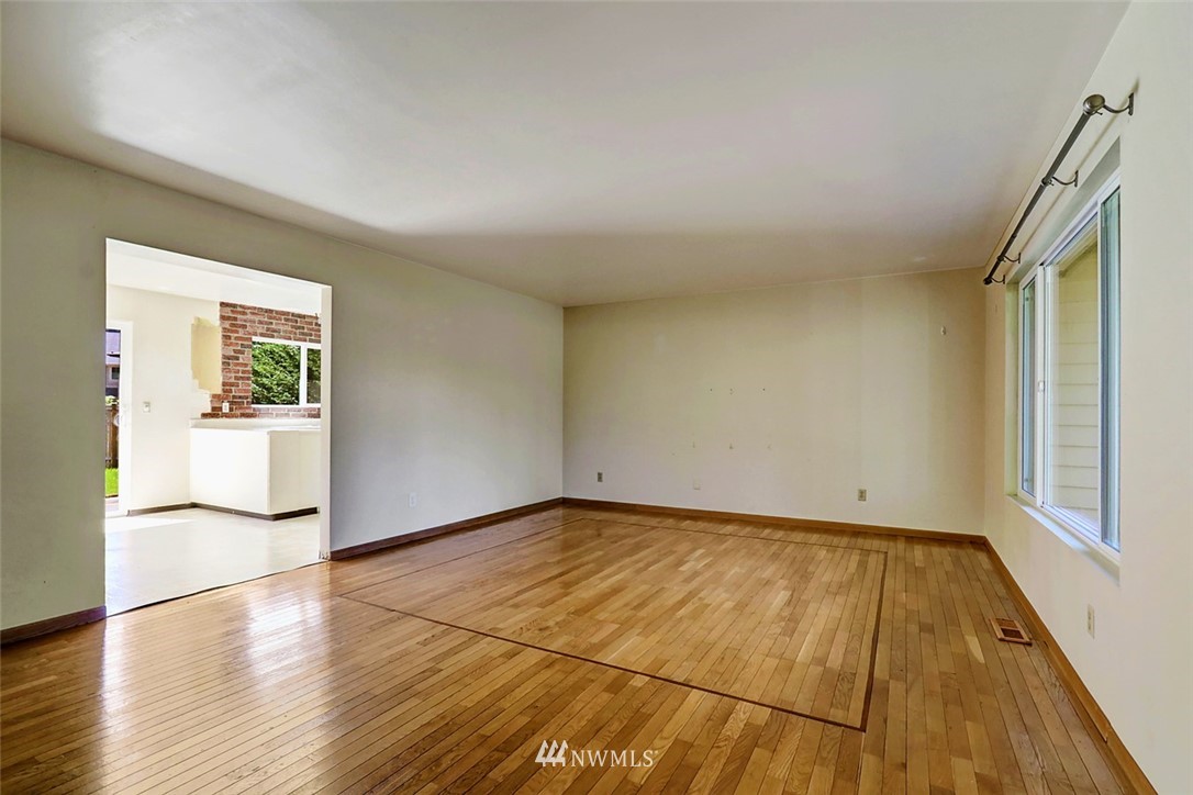 220 219th Place Southeast Bothell, WA 98021 - Photo 3 of 17