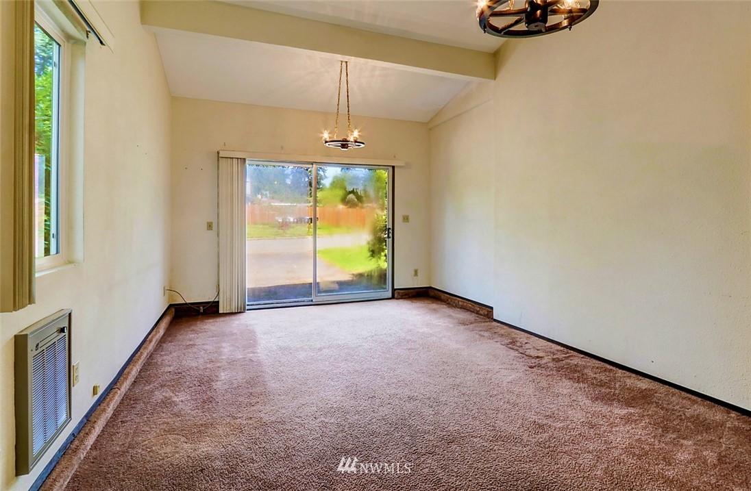 220 219th Place Southeast Bothell, WA 98021 - Photo 9 of 17