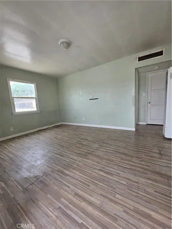 $895 | 600 West Buena Vista Street, Barstow, CA 92311