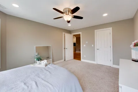 $1,500,000 | 213 Justins Court, Vernon Hills, IL 60061
