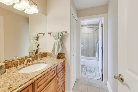 $1,500,000 | 213 Justins Court, Vernon Hills, IL 60061