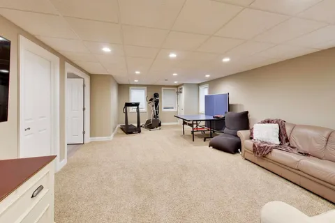 $1,500,000 | 213 Justins Court, Vernon Hills, IL 60061