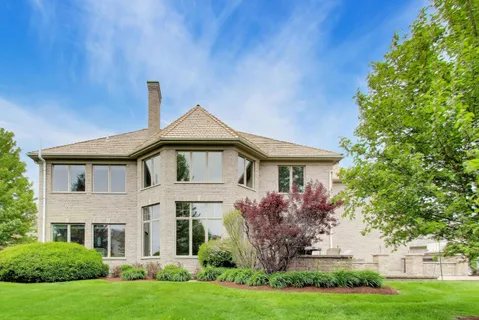 $1,500,000 | 213 Justins Court, Vernon Hills, IL 60061
