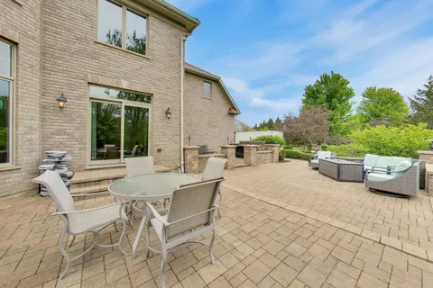 $1,500,000 | 213 Justins Court, Vernon Hills, IL 60061