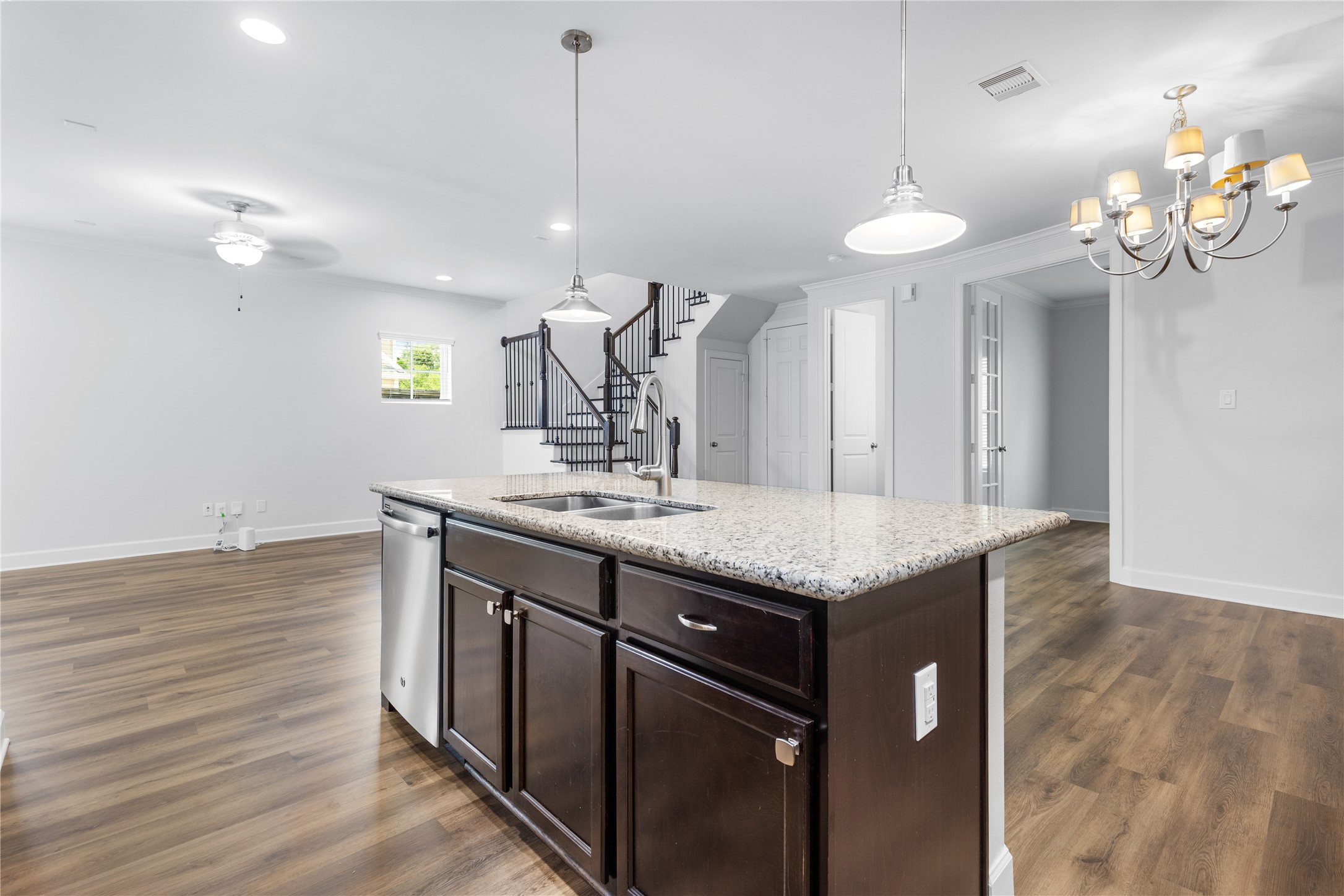 243 Kendrick Pines Boulevard Spring, TX 77389 - Photo 8 of 40