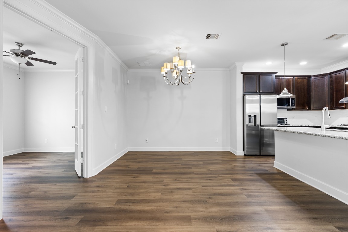 243 Kendrick Pines Boulevard Spring, TX 77389 - Photo 9 of 40