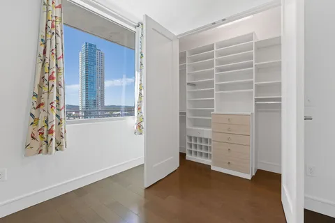 $575,000 | 222 West Avenue, Unit 1412, Austin, TX 78701