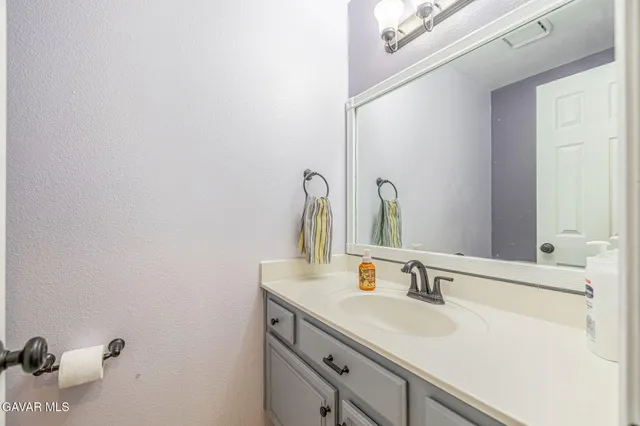 $599,000 | 5764 Fox Court, Quartz Hill, CA 93536