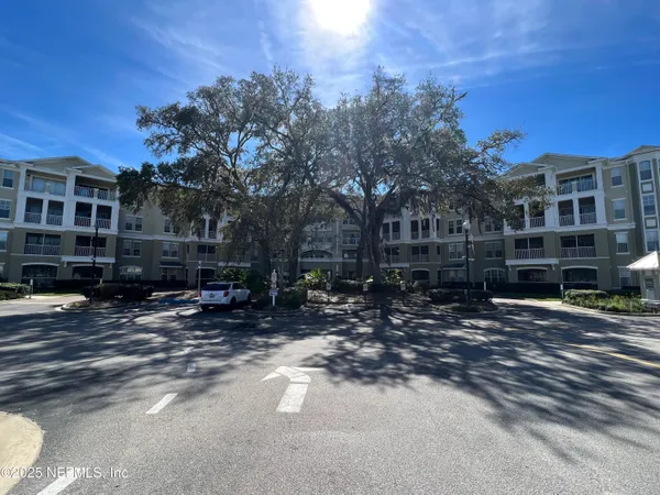 $1,300 | 8290 Gate Parkway West, Unit 169, Jacksonville, FL 32216