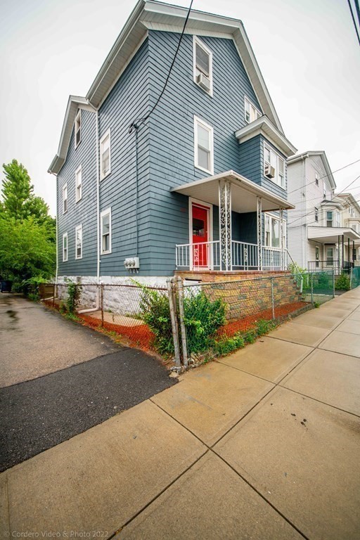 32 Hall Street Fall River, MA 02724 - Photo 8 of 37 Gallery Image 8