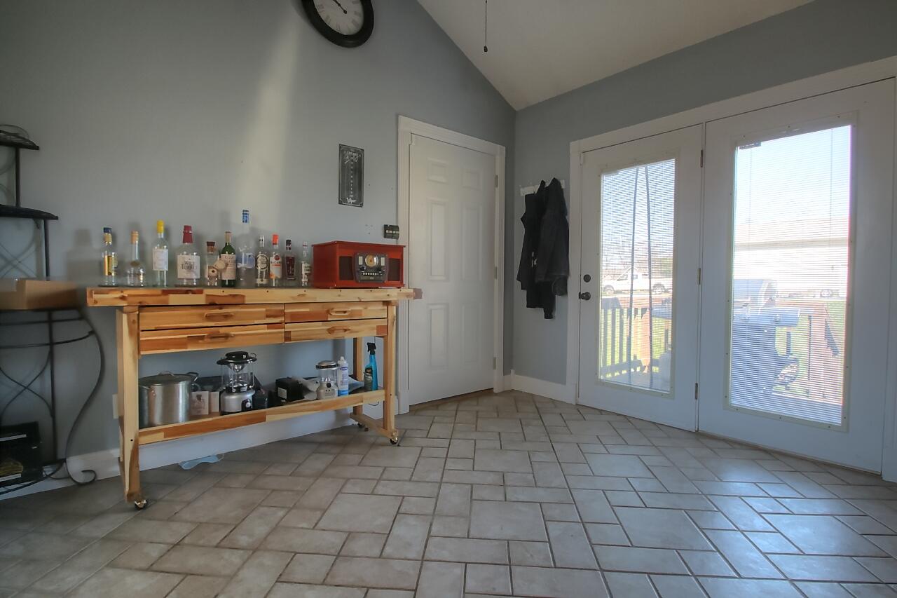 1910 Laurel River Road London, KY 40744 - Photo 12 of 16 29