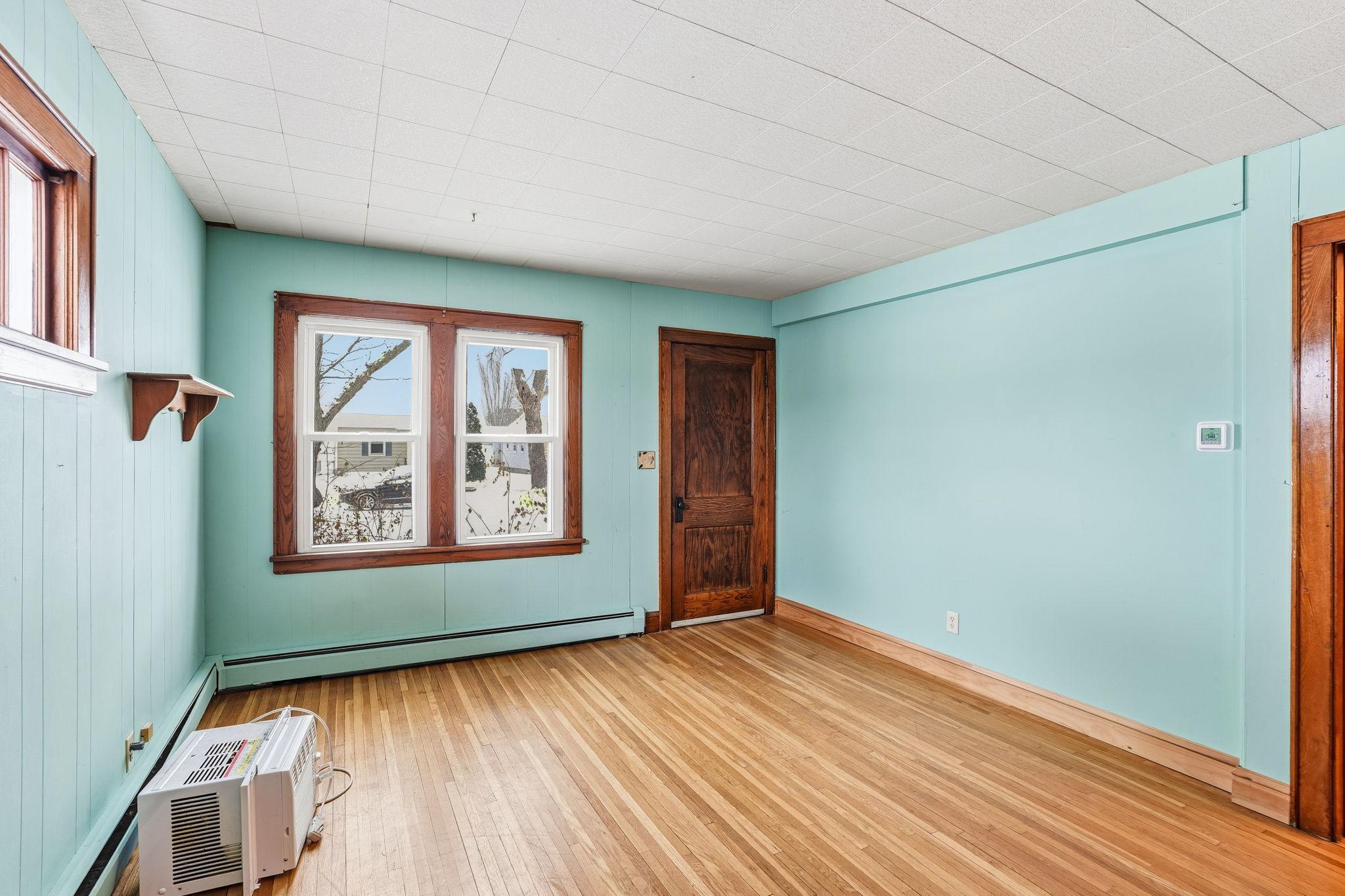 1008 Scheffer Avenue St. Paul, MN 55102 - Photo 5 of 28