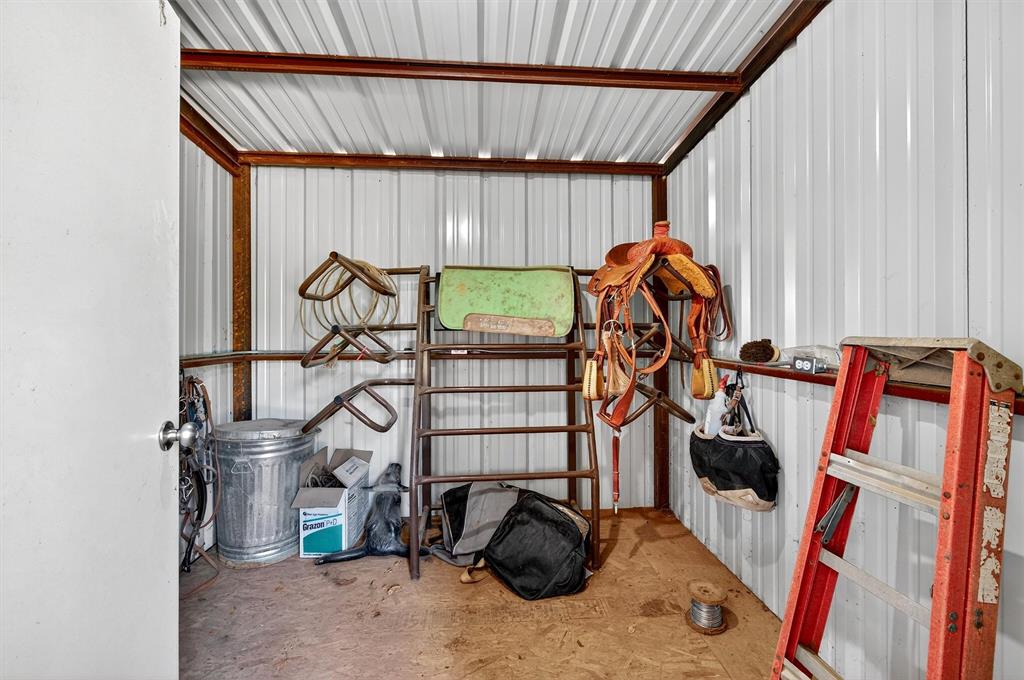 1838 Richerson Road Denison, TX 75021 - Photo 31 of 40 a view of a room with gym equipment