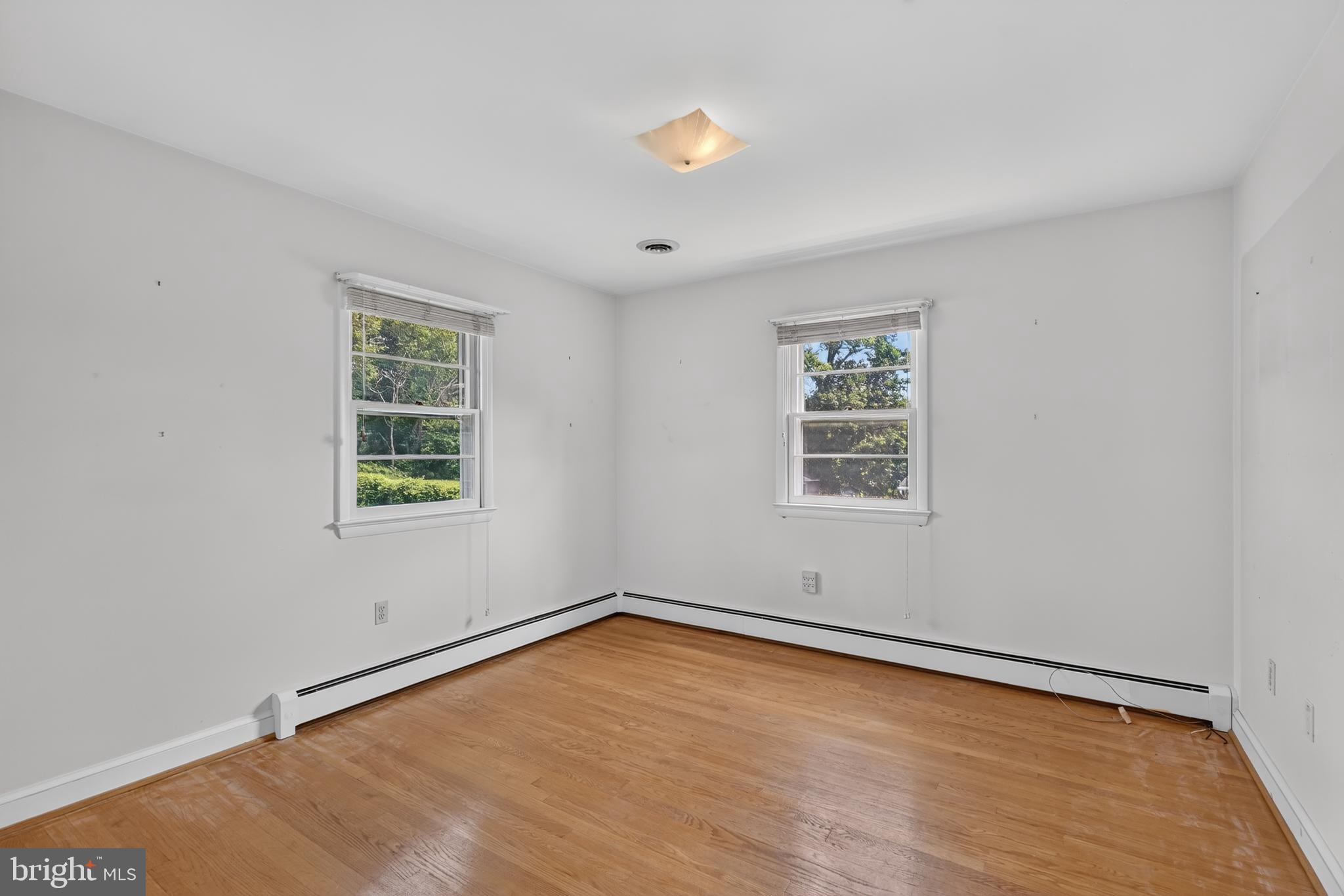 14604 Peach Orchard Road Silver Spring, MD 20905 - Photo 17 of 30 Gallery Image 17