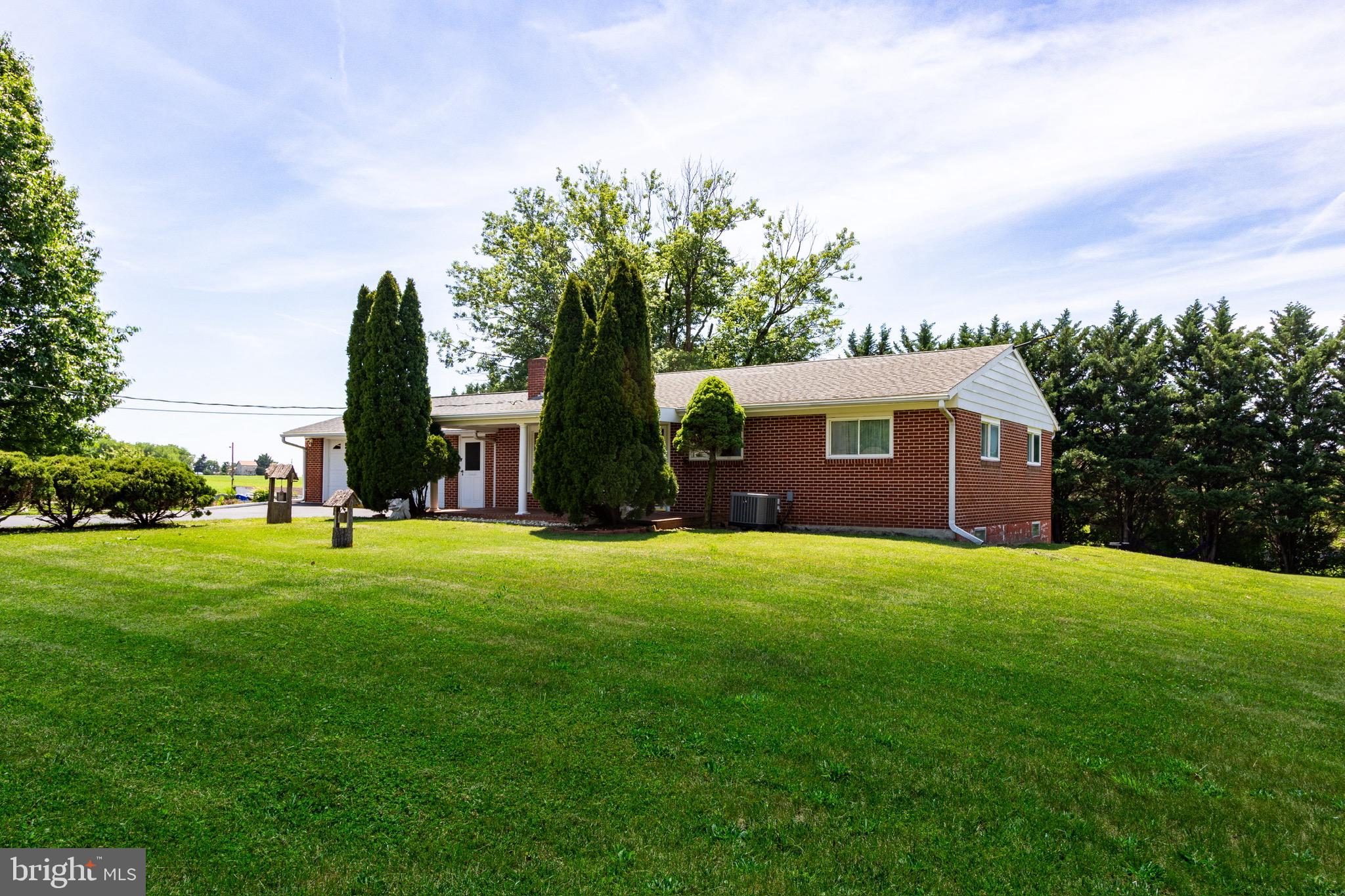 8418 Mapleville Road Boonsboro, MD 21713 - Photo 4 of 60