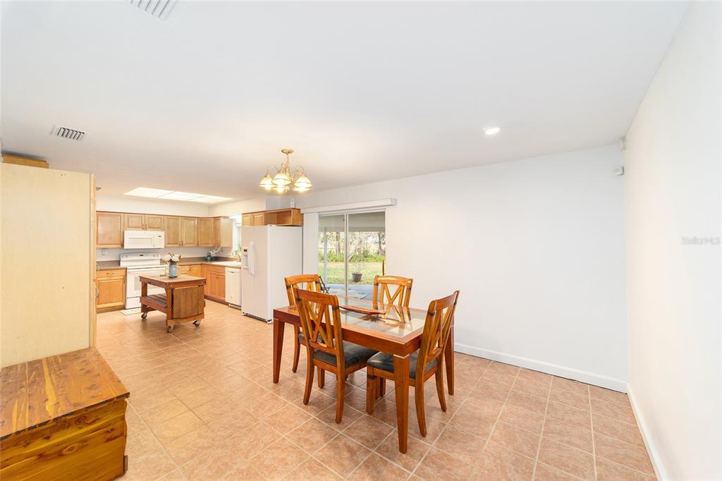 5417 Northwest 33 Street Gainesville, FL 32653 - Photo 13 of 36