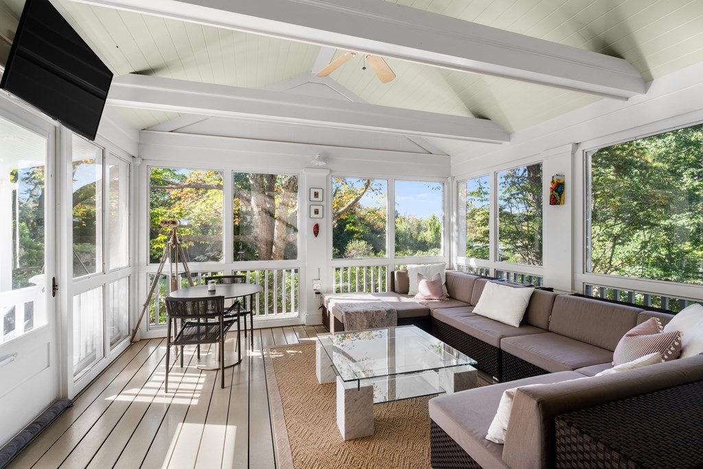 26 Skating Pond Road Weston, MA 02493 - Photo 13 of 41