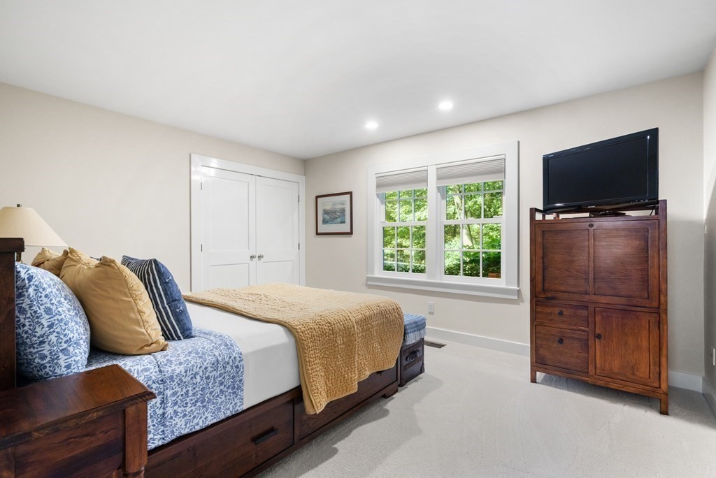 26 Skating Pond Road Weston, MA 02493 - Photo 26 of 41