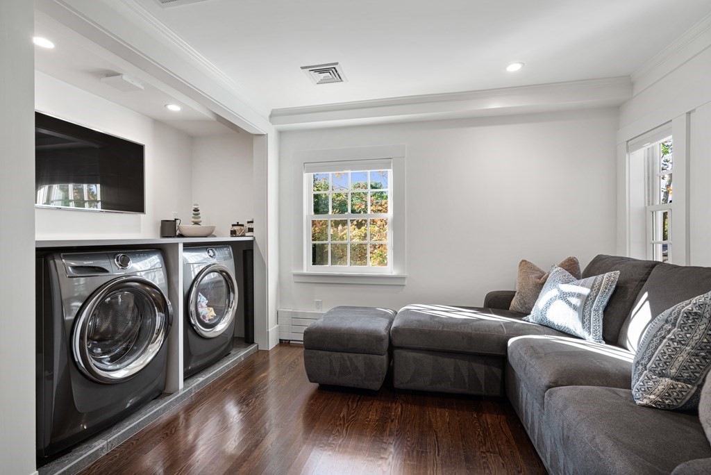 26 Skating Pond Road Weston, MA 02493 - Photo 29 of 41