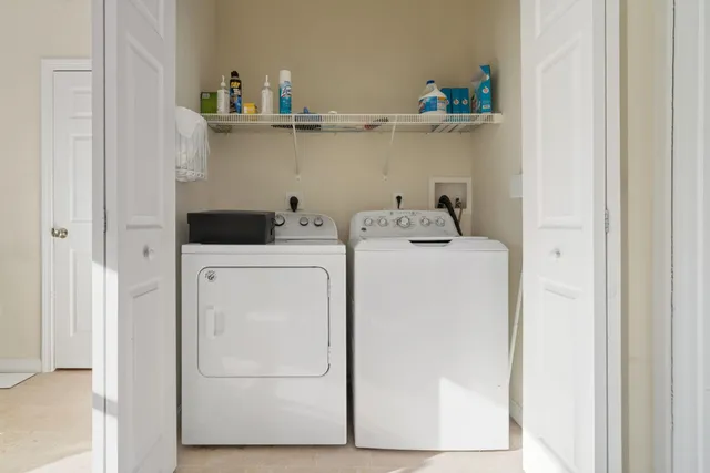 $490,000 | 733 South Stark Highway, Weare, NH 03281