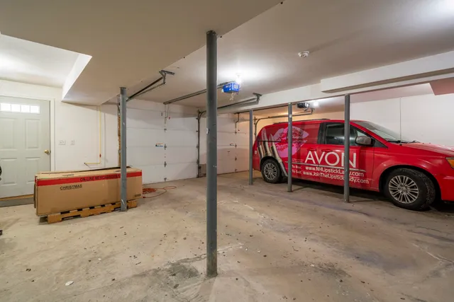 $490,000 | 733 South Stark Highway, Weare, NH 03281