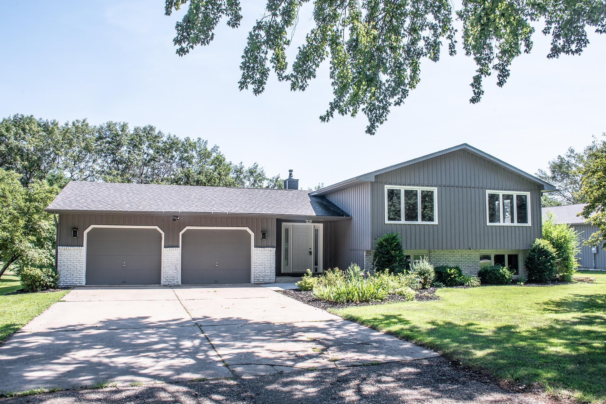 36388 Golfview Ridge Lake City, MN 55041 - Photo 1 of 22 Gallery Image 1
