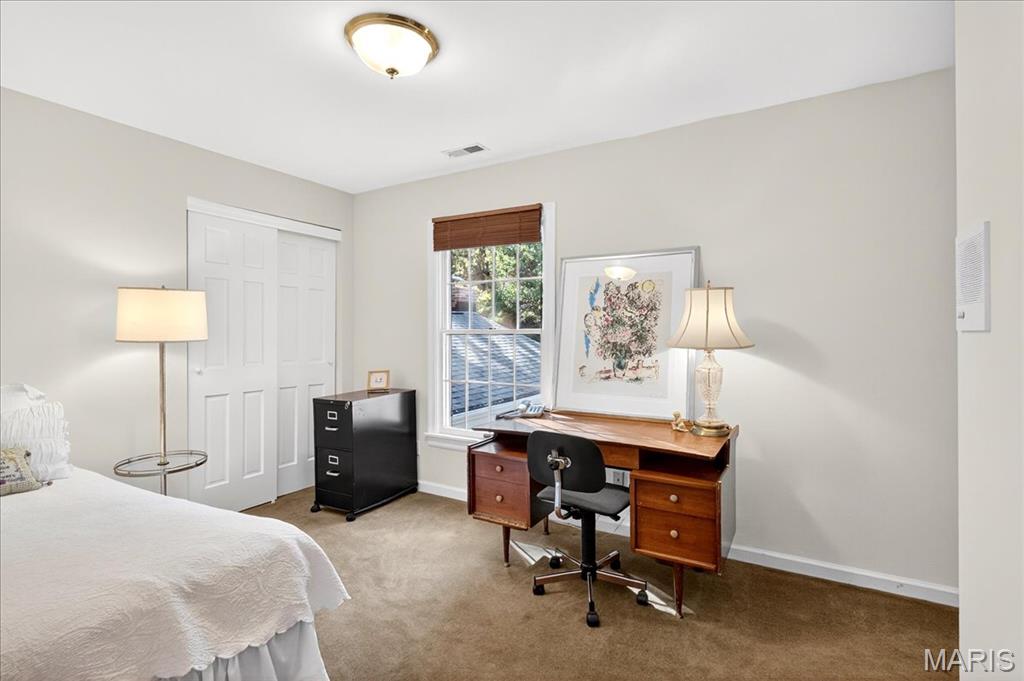 149 North Spoede Road Creve Coeur, MO 63141 - Photo 36 of 78 Gallery Image 36