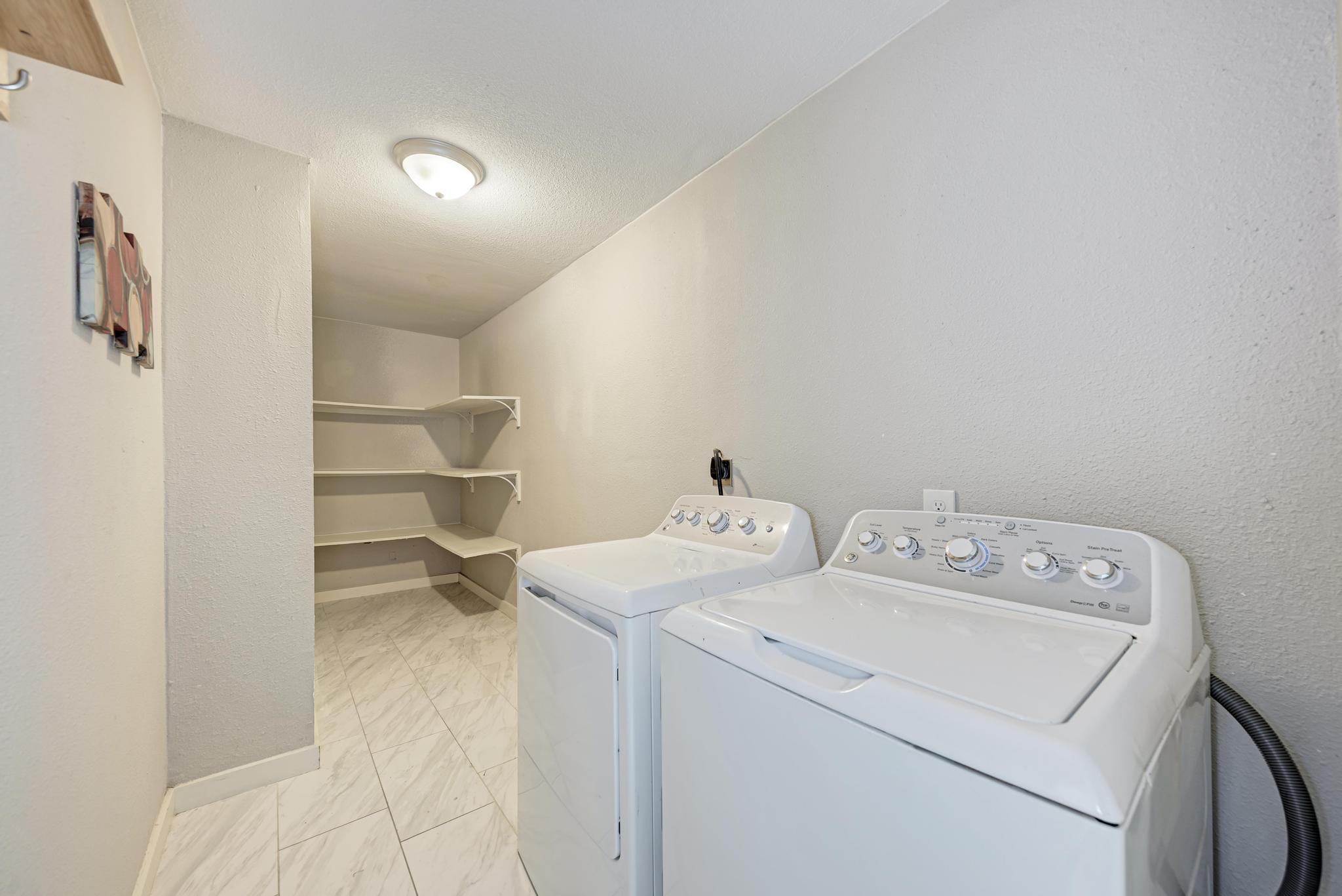 6700 Kings Point Austin, TX 78723 - Photo 36 of 40
